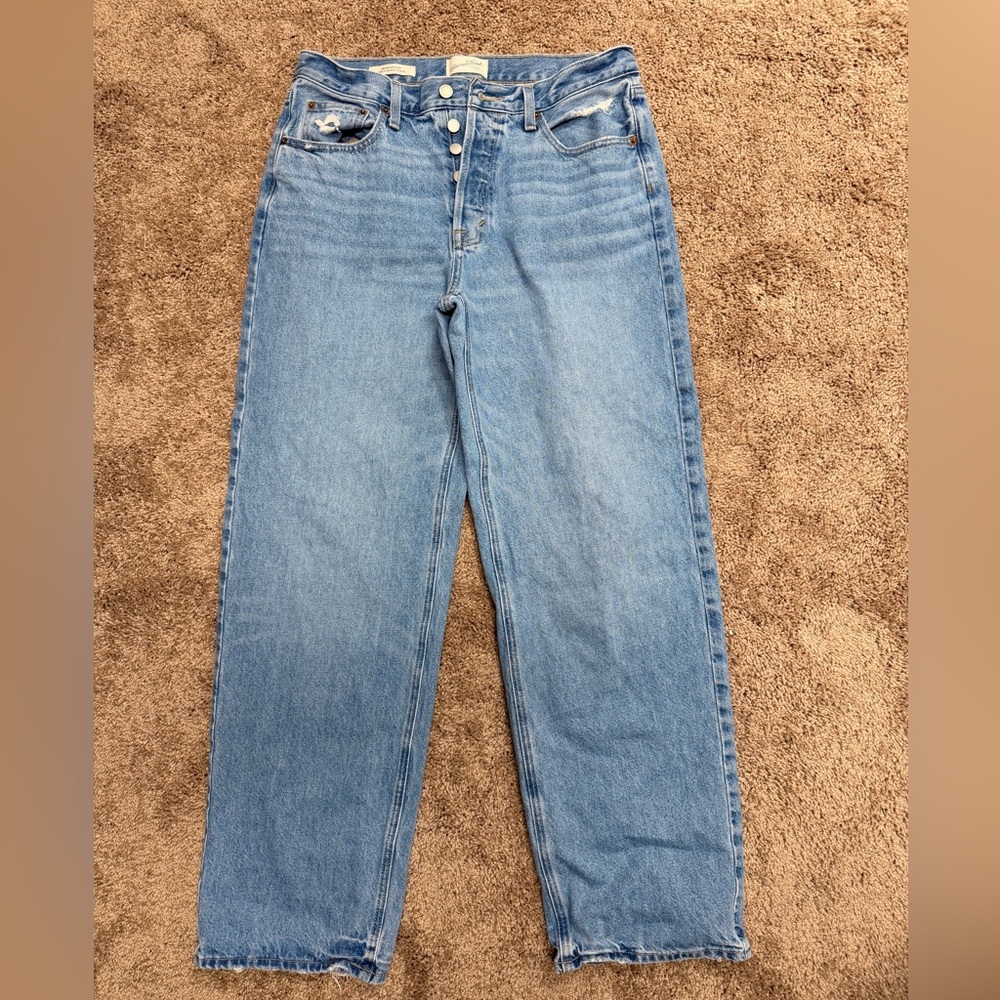 Universal Thread mid-rise 90s baggy women’s jeans